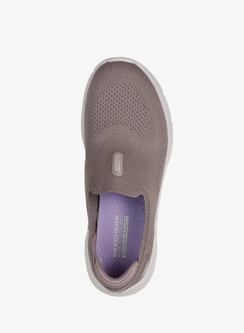 حذاء سكيتشرز جو ووك 8 للمشي للنساء، لون رمادي داكن ولافندر