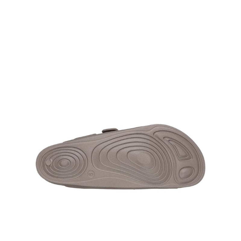 Skechers Arch Fit Cali Surf - شباشب ساحرة للرجال، لون رمادي مائل للبني