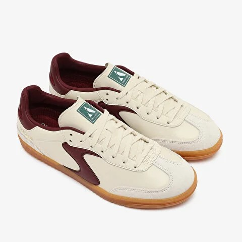 أحذية سكيتشرز هوتشوت لايف ستايل للرجال، لون طبيعي وعنابي