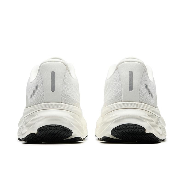 حذاء رياضي رجالي من أنتا، أبيض وأزرق