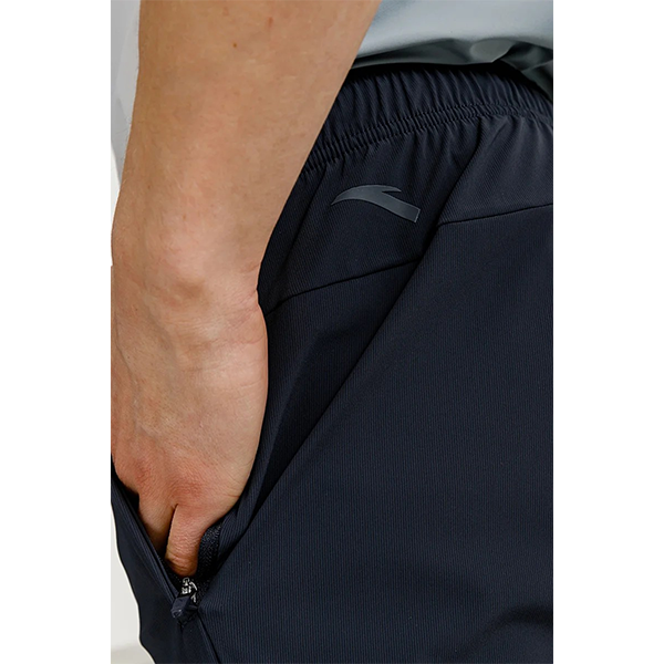 بنطال رياضي قصير من أنتا للرجال