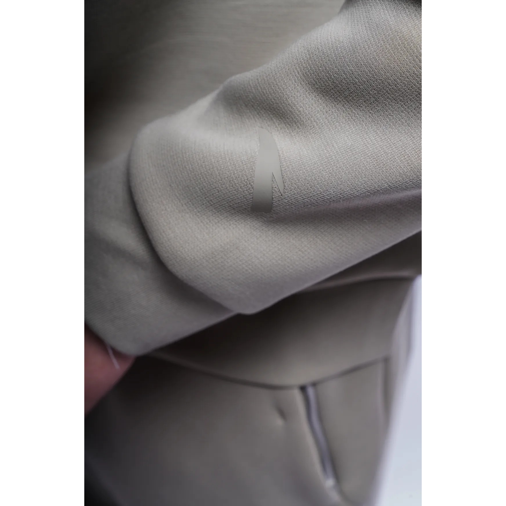 سويت شيرت أنتا فيتنس للرجال، لون أخضر فاصوليائي