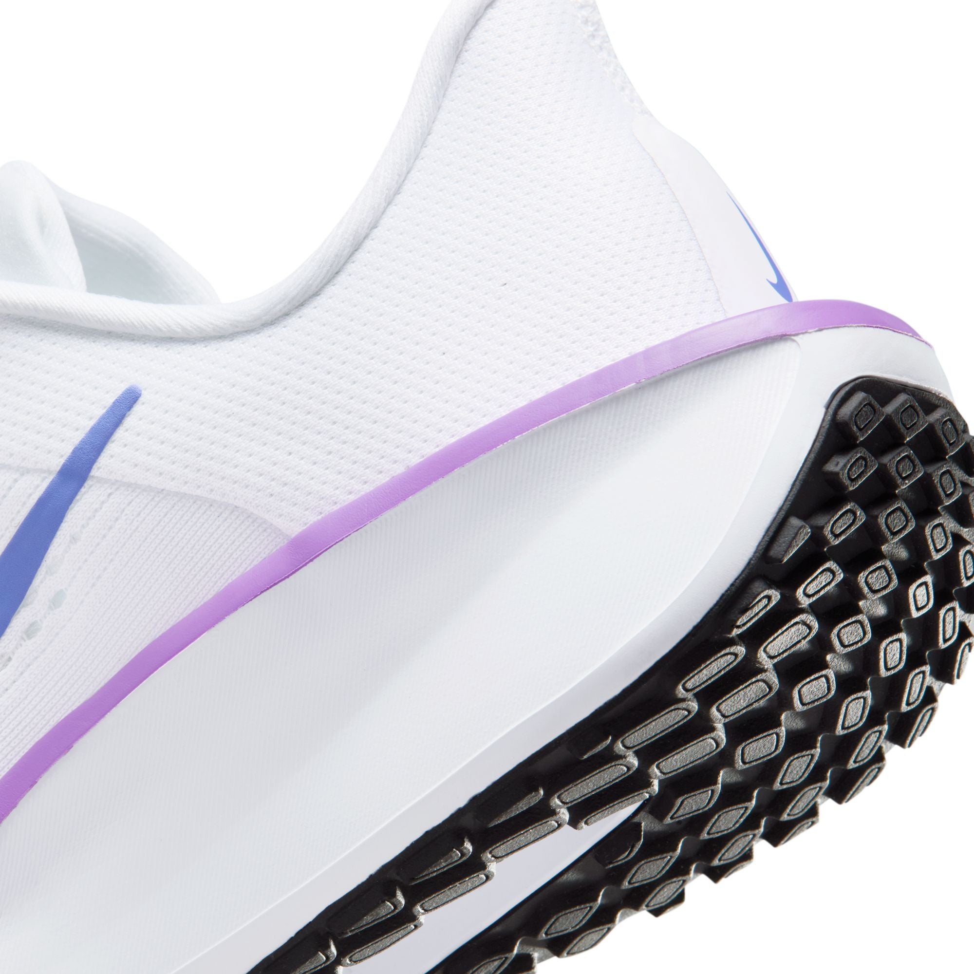 Nike Quest 6 Running Shoes For Women, White&Purple