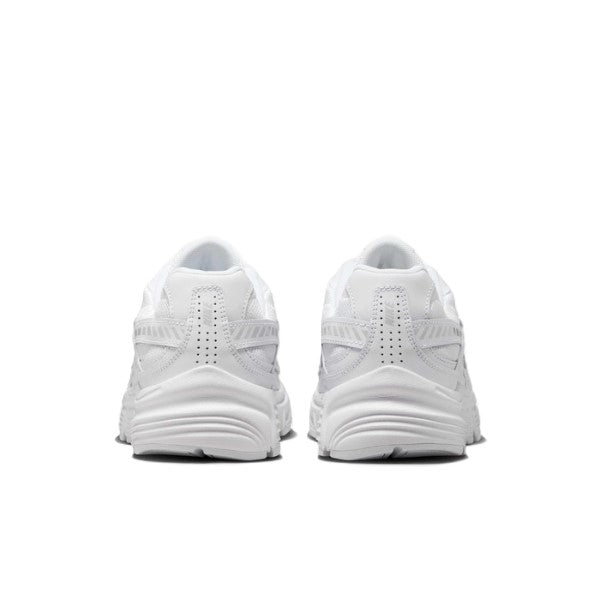 Nike Initiator Running Shoes For Women, White&Silver