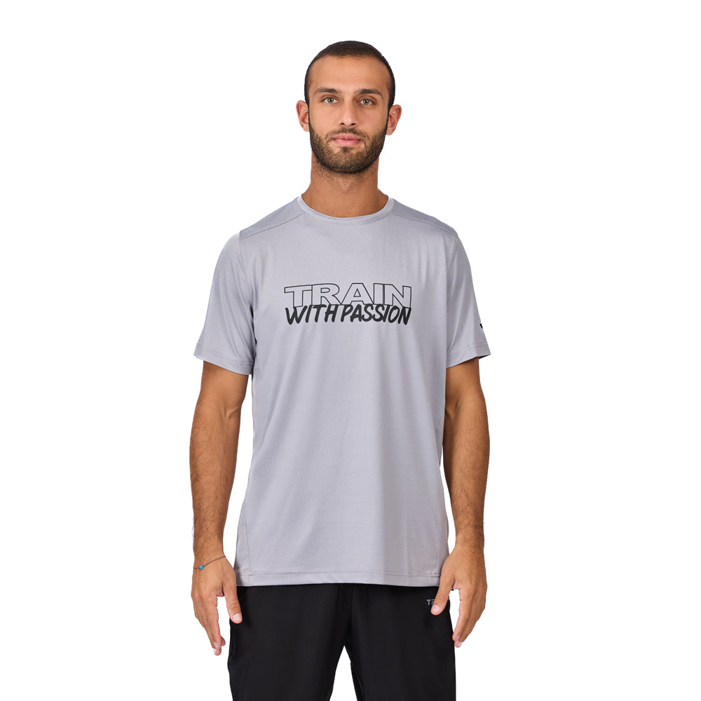 تيشيرت رياضي شبكي بأكمام قصيرة للرجال من تراينتيك، رمادي