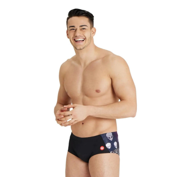 Arena Men'S Crazy Swim Low Wai Half Shorts, Black-Multi