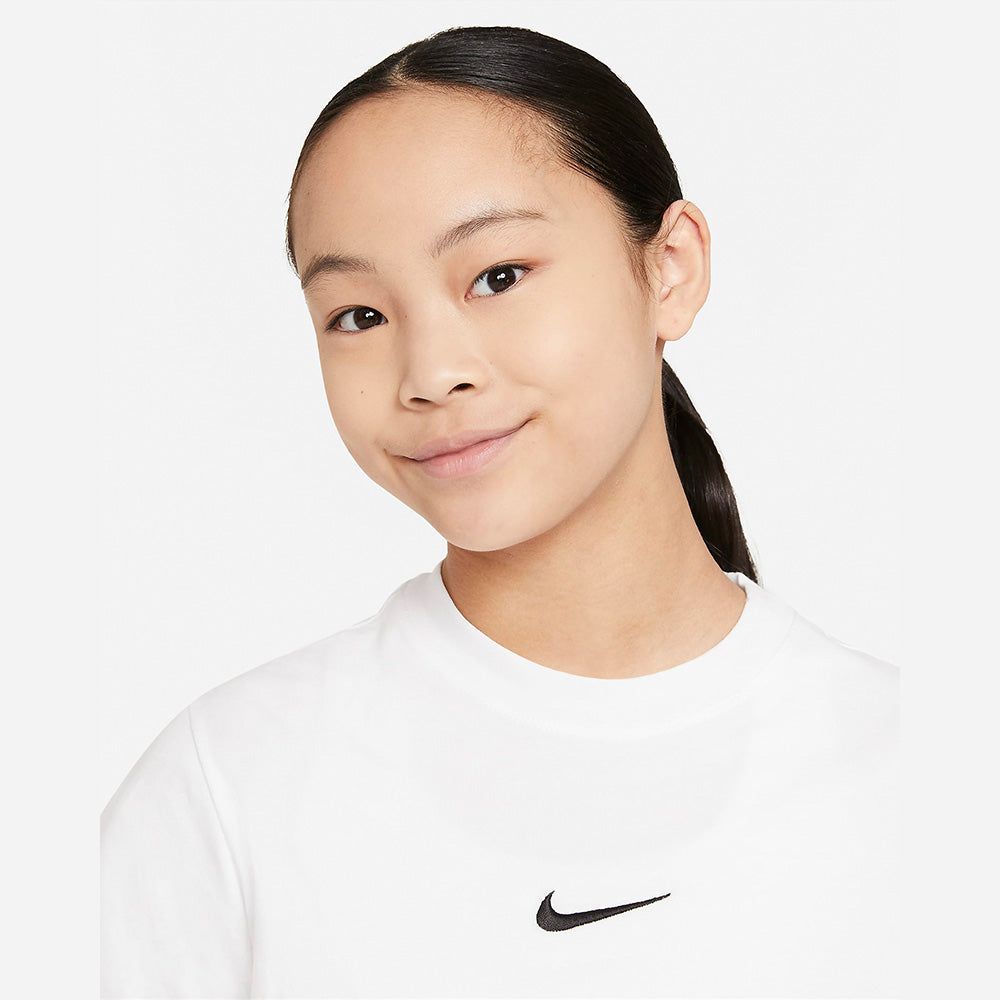 Nike NSW Older Kids' (Girls') T-Shirt
