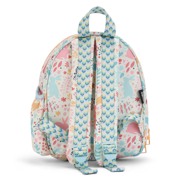 Cubs Rabbit In The Garden Lunch Backpacks