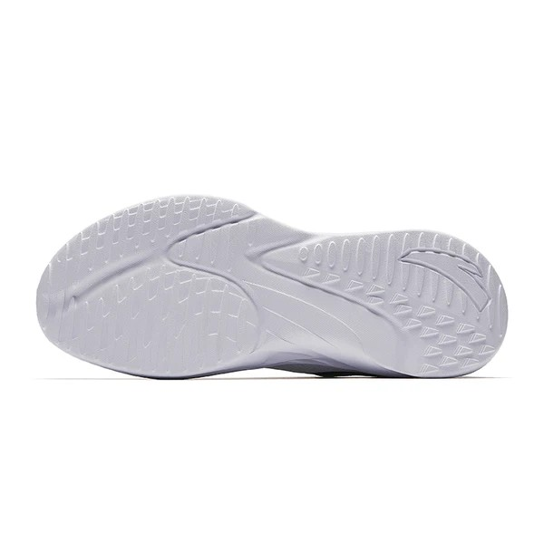 حذاء رياضي رجالي من أنتا، أبيض وأخضر