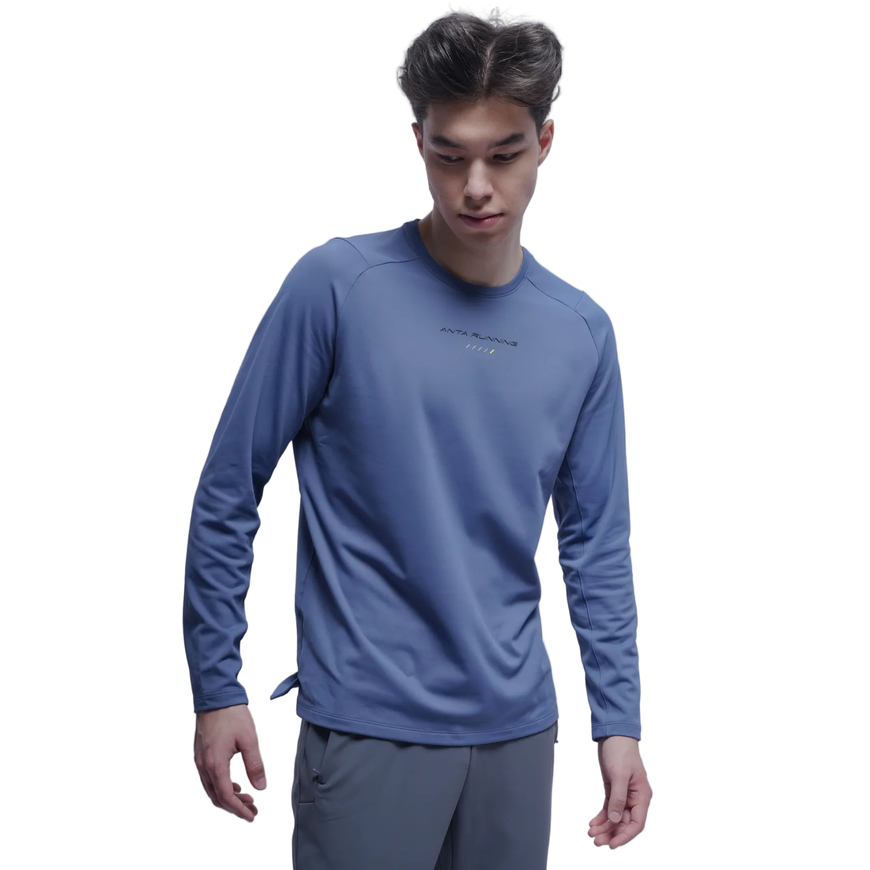 تيشيرت رياضي رجالي بأكمام طويلة من أنتا، أزرق