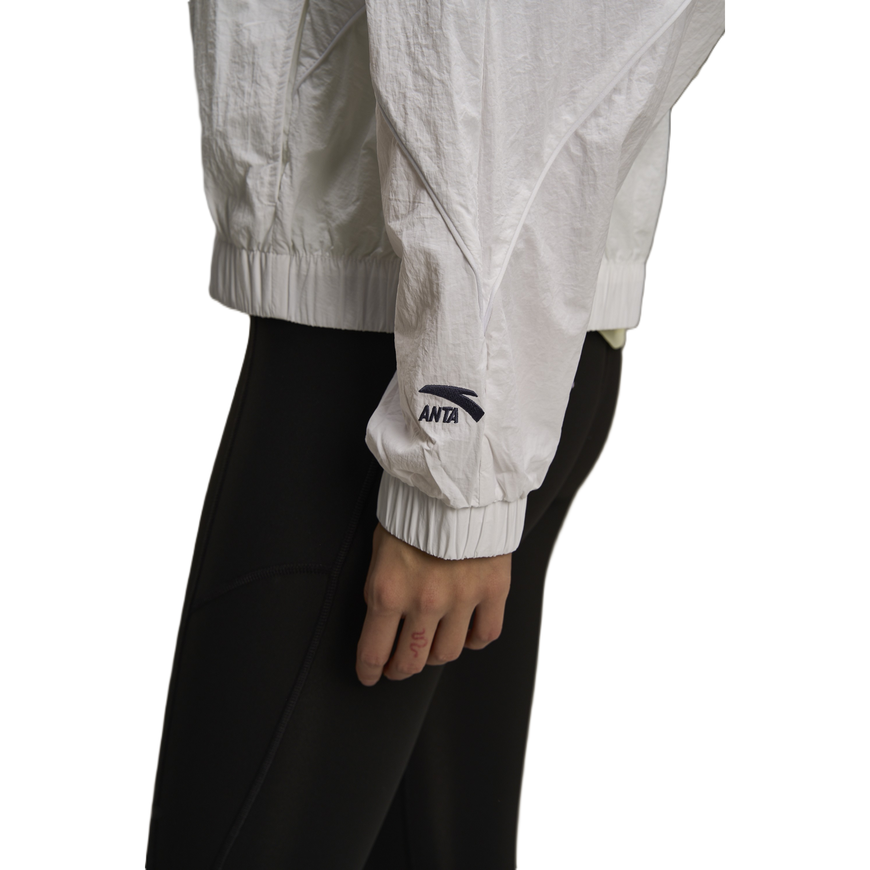 جاكيت أنتا لايف ستايل للنساء، أبيض