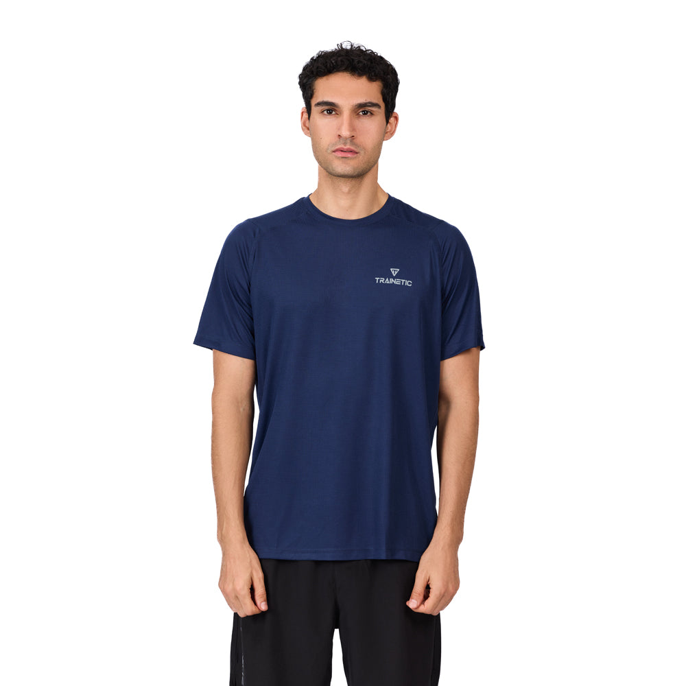تيشيرت رياضي بأكمام قصيرة للرجال من تراينتيك سكويرز، لون أزرق داكن
