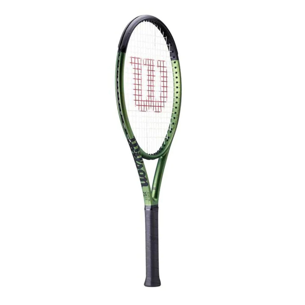 Blade 25 V8.0 Junior Strung Tennis Racket